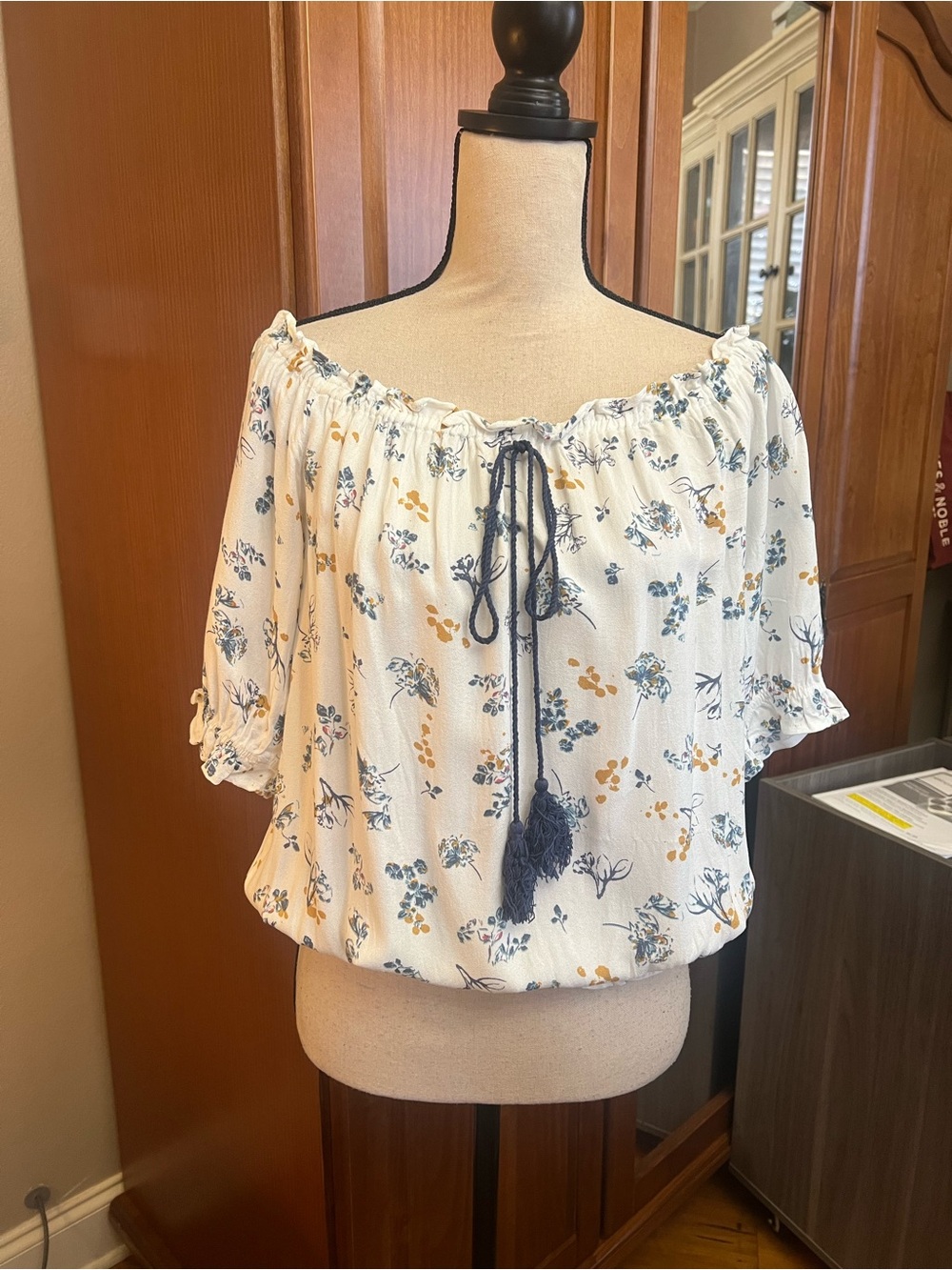 Paper Crane White Floral Off-Shoulder Tie-Front Blouse